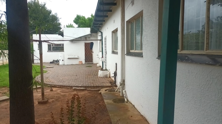 4 Bedroom Property for Sale in Hennenman Free State